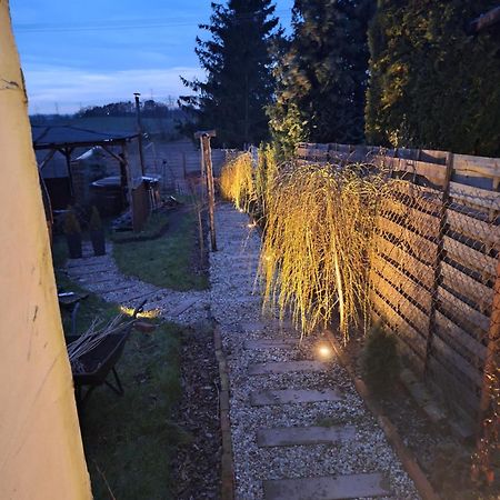 Dom Na Wsi Z Sauna I Jacuzzi Pluznica Exterior foto